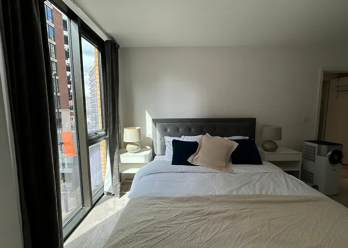 Riverside Suites And Apartments
